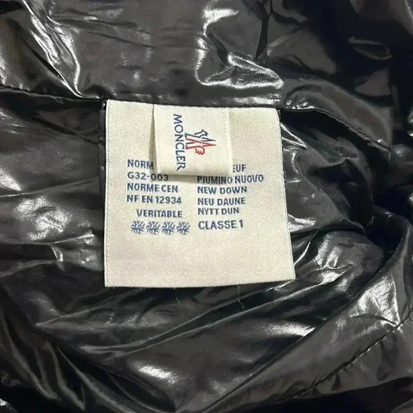 Moncler - Picture 12 of 16